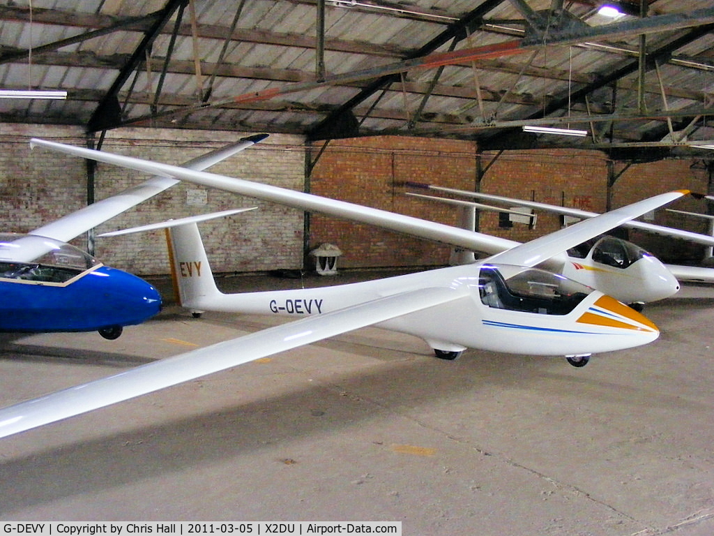 G-DEVY, 1984 Schleicher ASK-23 C/N 23008, London Gliding Club