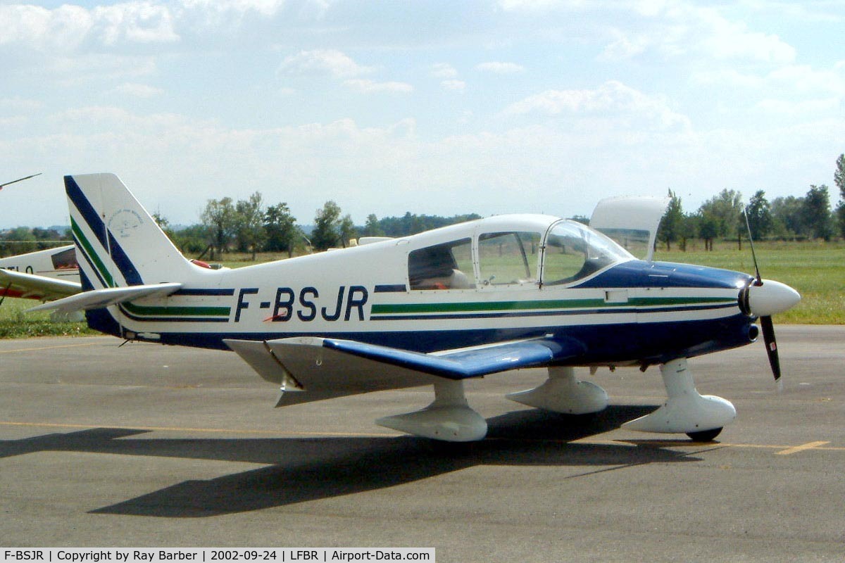 F-BSJR, Robin DR-300-108 2+2 C/N 514, Robin DR.300-108 2+2 [514] Muret L'Herm~F 24/09/2002.