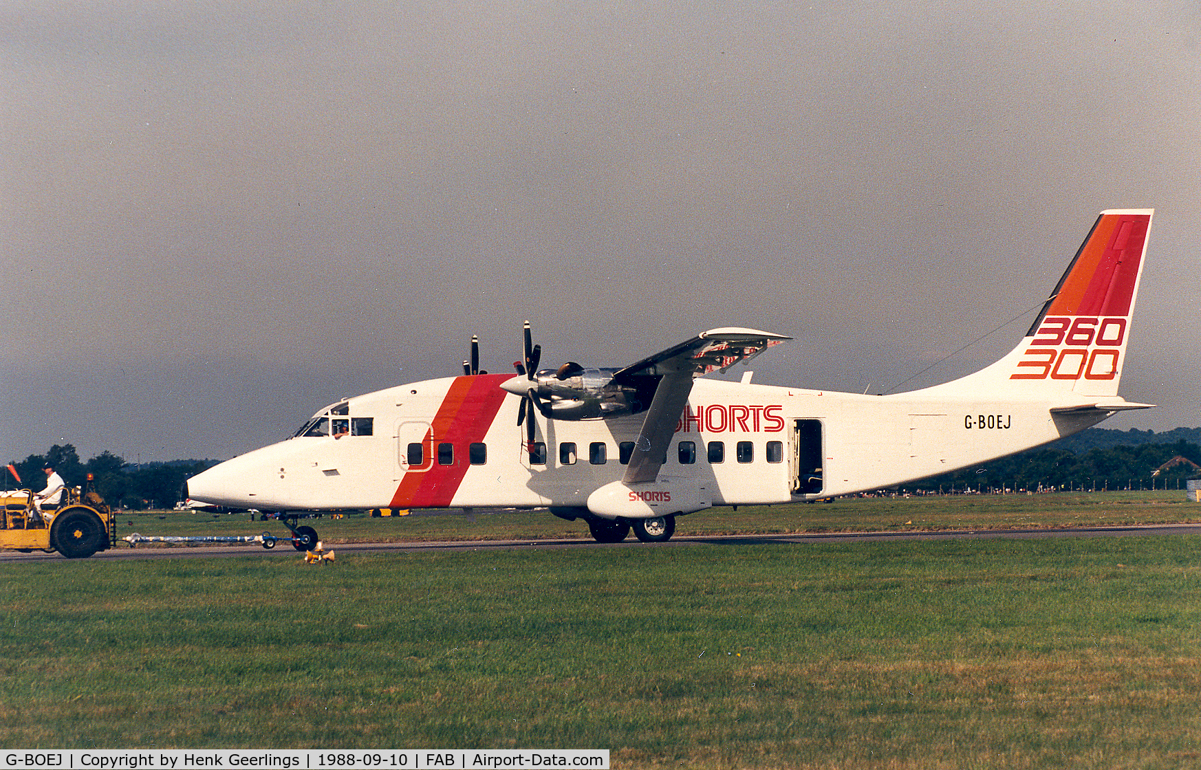 G-BOEJ, 1988 Short 360-100 C/N SH.3736, Shorts ; Farnborough Air Show 1988