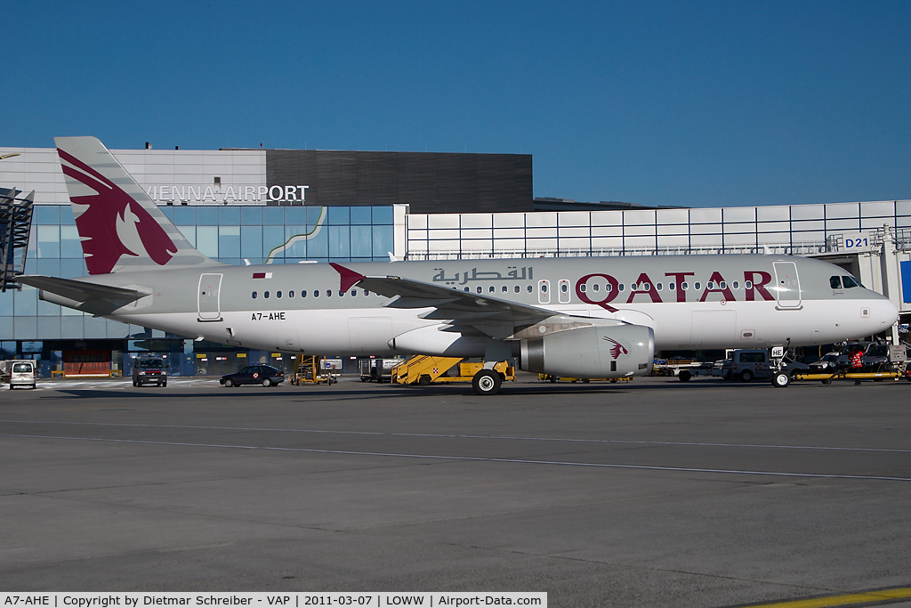 A7-AHE, 2010 Airbus A320-232 C/N 4479, Qatar Airways Airbus 320