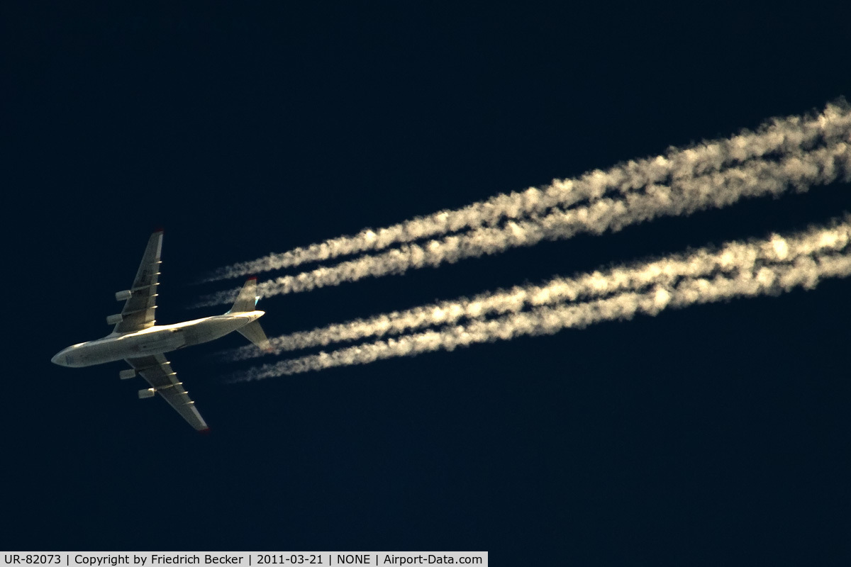 UR-82073, 1994 Antonov An-124-100 Ruslan C/N 9773054359139, Antonov Airlines AN-124-100 cruising high