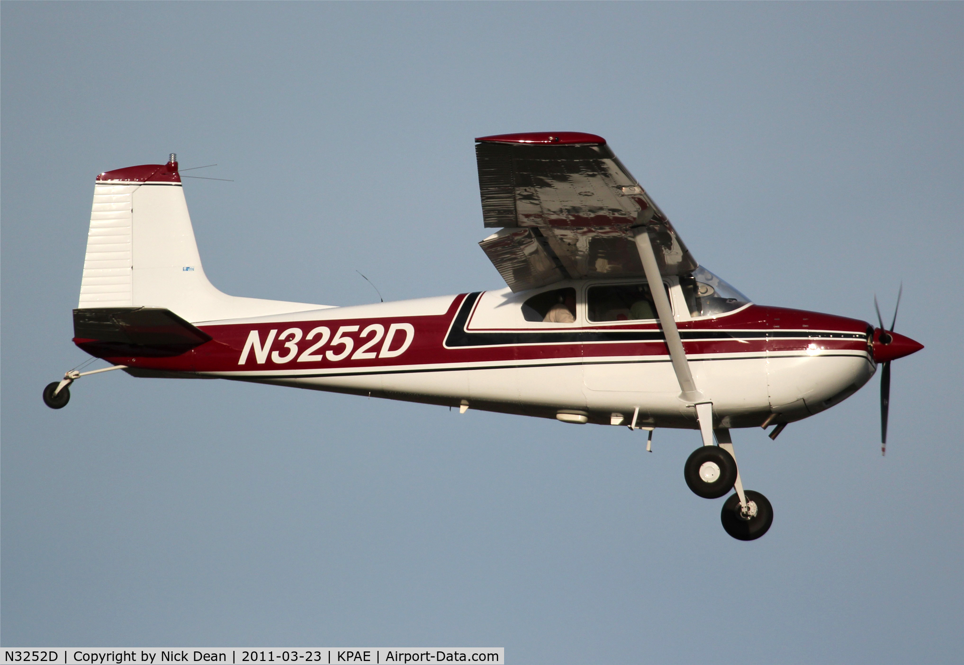 N3252D, 1955 Cessna 180 C/N 32050, KPAE