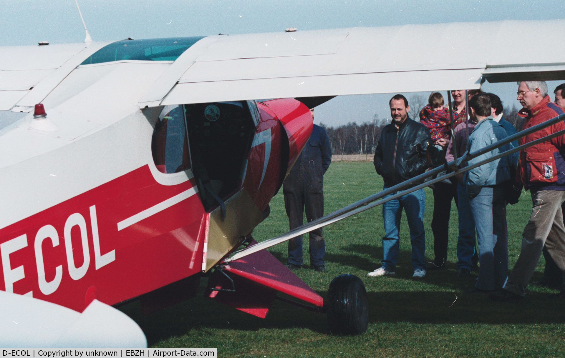 D-ECOL, 1969 Piper PA-18-150 Super Cub C/N 18-8780, Just purchased from LSV Wipperfürth - Jan looks happy to have it here !