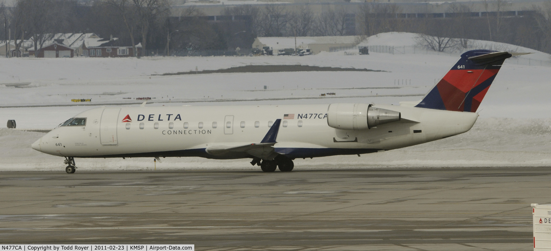 N477CA, 2002 Bombardier CRJ-200ER (CL-600-2B19) C/N 7670, Delta