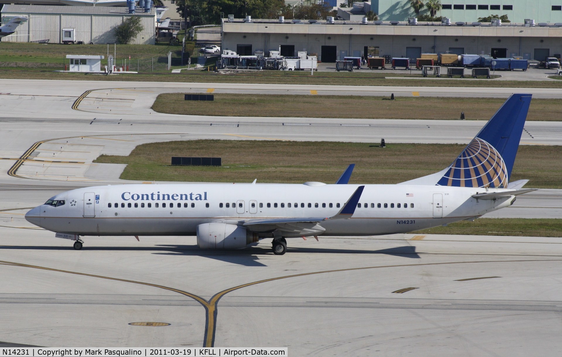 N14231, 1999 Boeing 737-824 C/N 28795, Boeing 737-800