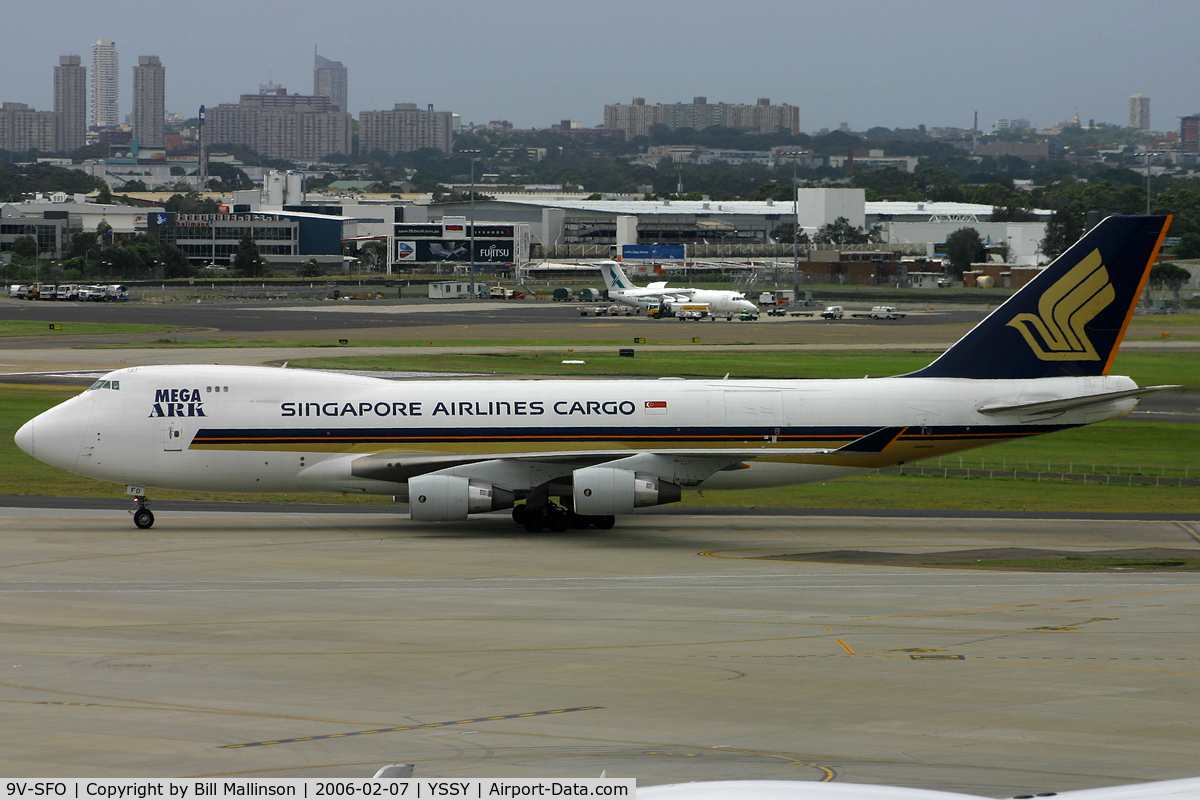 9V-SFO, 2004 Boeing 747-412F/SCD C/N 32900, away to gate 5 at the cargo terminal