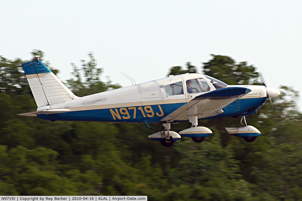 N9719J, Piper PA-28-180 Cherokee C/N 283911, Piper PA-28-180 Cherokee C [28-3911] Lakeland-Linder~N 16/04/2010