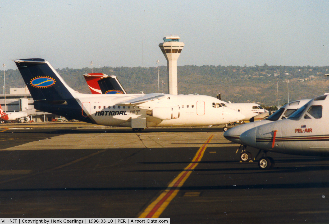 VH-NJT, 1993 British Aerospace Avro 146-RJ70 C/N E1228, National Jet