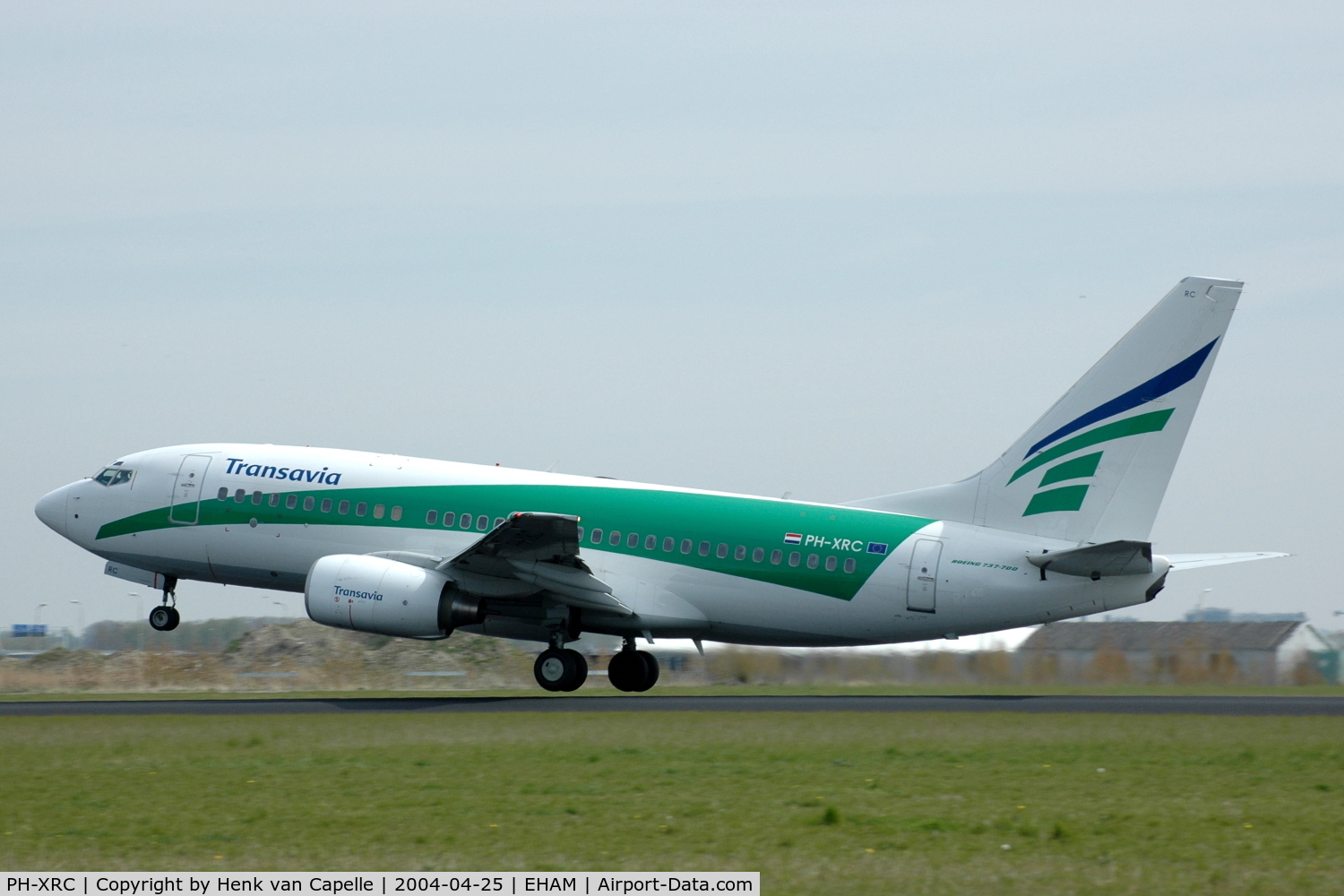 PH-XRC, 2003 Boeing 737-7K2 C/N 29347, Transavia Airlines 737-700 in a older livery taking off from Schiphol airport.