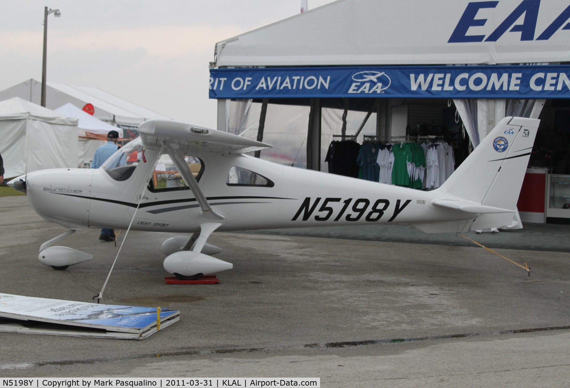 N5198Y, Cessna 162 Skycatcher C/N 16200003, Cessna 162