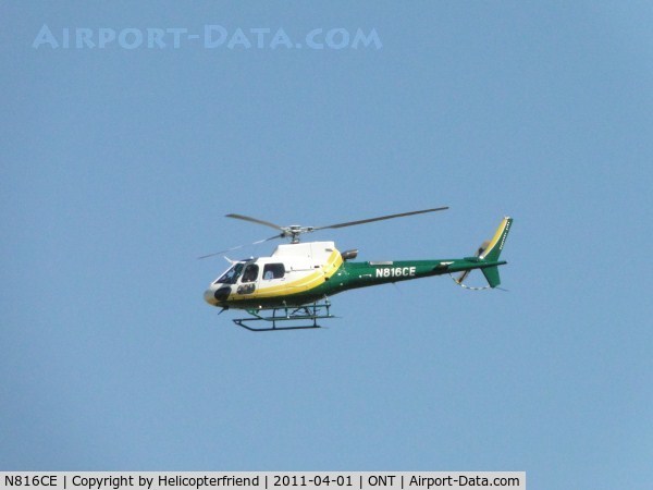 N816CE, 2009 Aerospatiale AS-350B-3e Ecureuil C/N 4724, Straight in approach on final to runway 26L, enroute to hanger