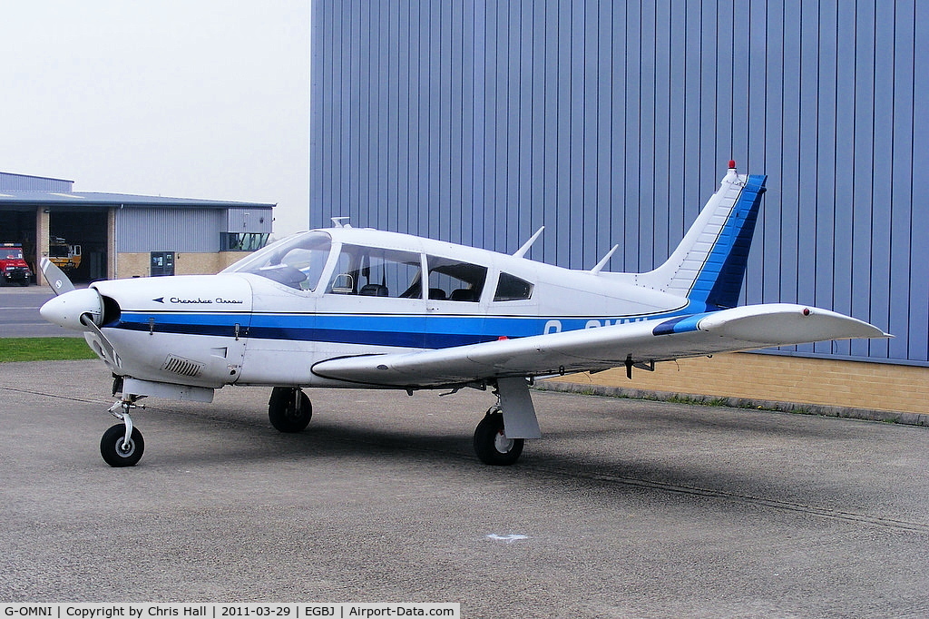 G-OMNI, 1973 Piper PA-28R-200-2 Cherokee Arrow II C/N 28R-7335130, Cotswold Aviation Services