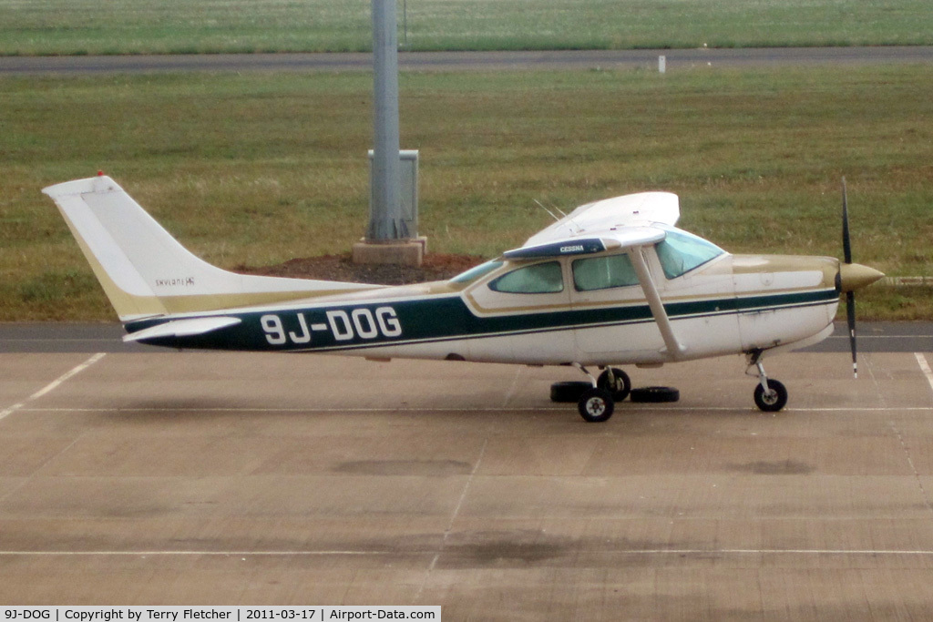 9J-DOG, 1978 Cessna R182 Skylane RG C/N R182-00070, 1978 Cessna CESSNA R182, c/n: R182-00070 (ex G-DOGS)