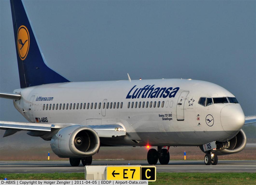 D-ABXS, 1988 Boeing 737-330 C/N 24280, Morning shuttle to FRA lines up for take off on two six right.