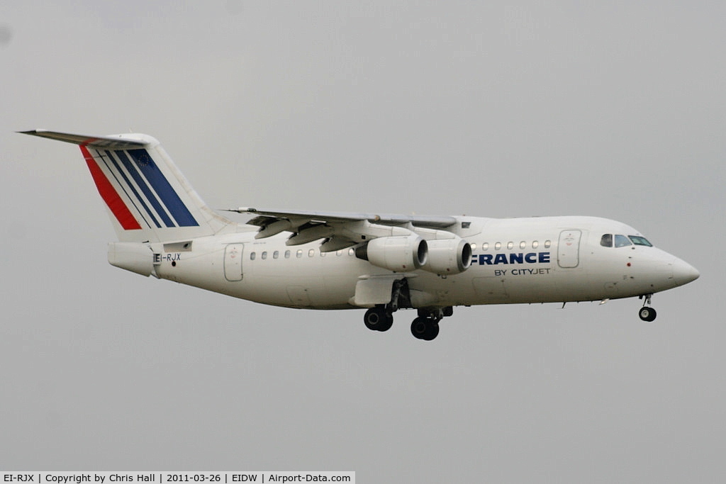 EI-RJX, 2000 BAe Systems Avro 146-RJ85A C/N E.2372, CityJet