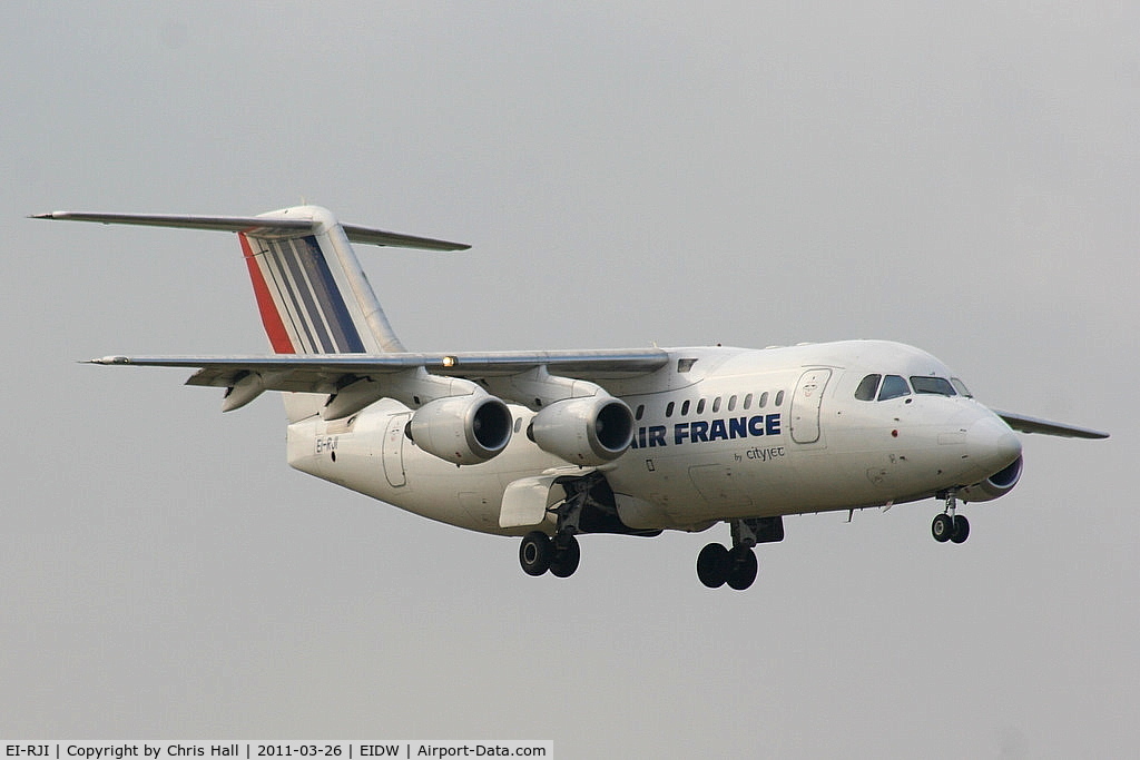 EI-RJI, 1999 British Aerospace Avro 146-RJ85A C/N E2346, CityJet