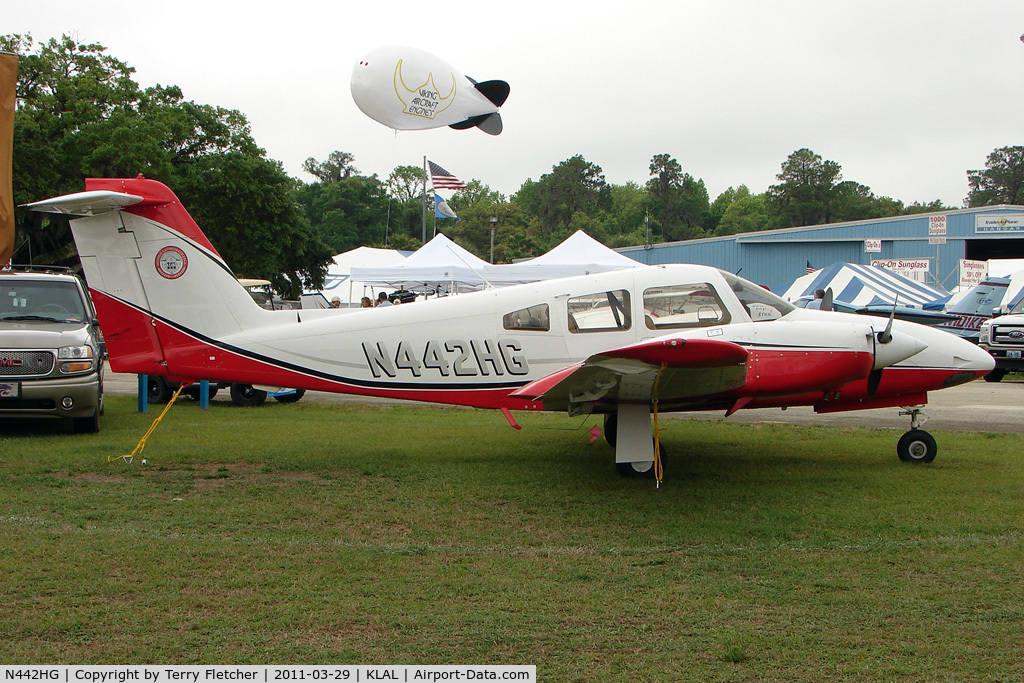 N442HG, 2001 Piper PA-44-180 Seminole C/N 4496056, 2011 Sun n Fun Static Display