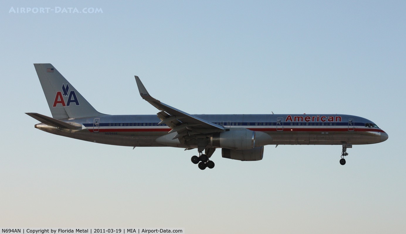 N694AN, 1994 Boeing 757-223 C/N 26974, American 757-200