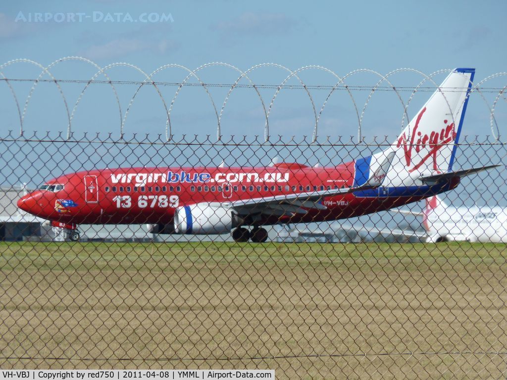 VH-VBJ, 2002 Boeing 737-7Q8 C/N 30647, Virgin Blue Boeing 737 Victor Bravo Juliet lined up on runway 34 at Melbourne (Tullamarine)