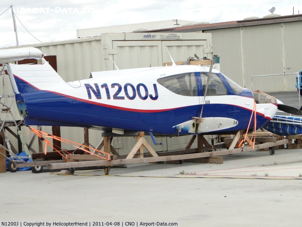 N1200J, Aero Commander 112 C/N 200, Appears to be waiting to be put back together, goog looking paint
