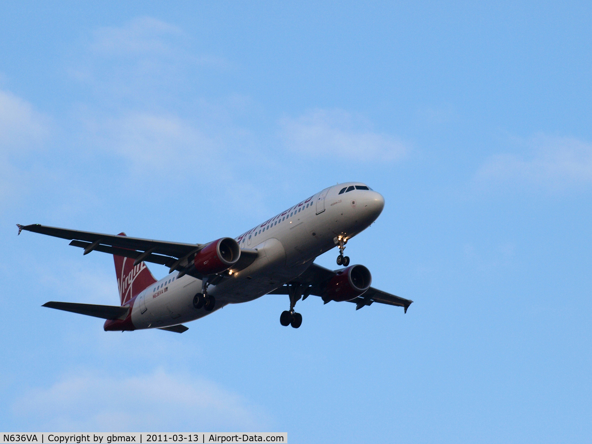 N636VA, 2008 Airbus A320-214 C/N 3460, Going to landing @ JFK