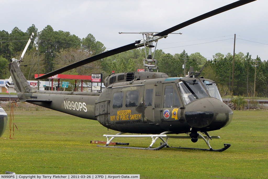 N990PS, 1966 Bell UH-1H C/N 66-16203, Coastal Helicopters Inc heliport, Panama City FL USA