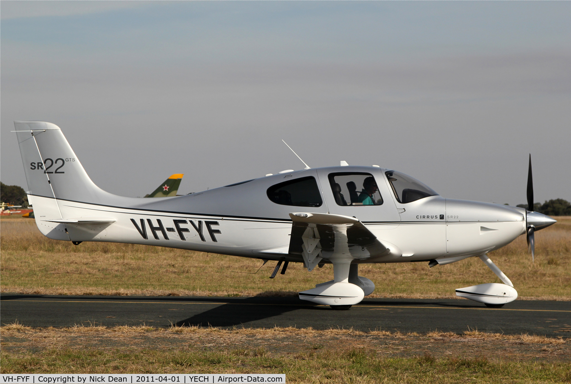 VH-FYF, Cirrus SR22 GTS C/N 3515, YECH AAAA National fly in 2011
