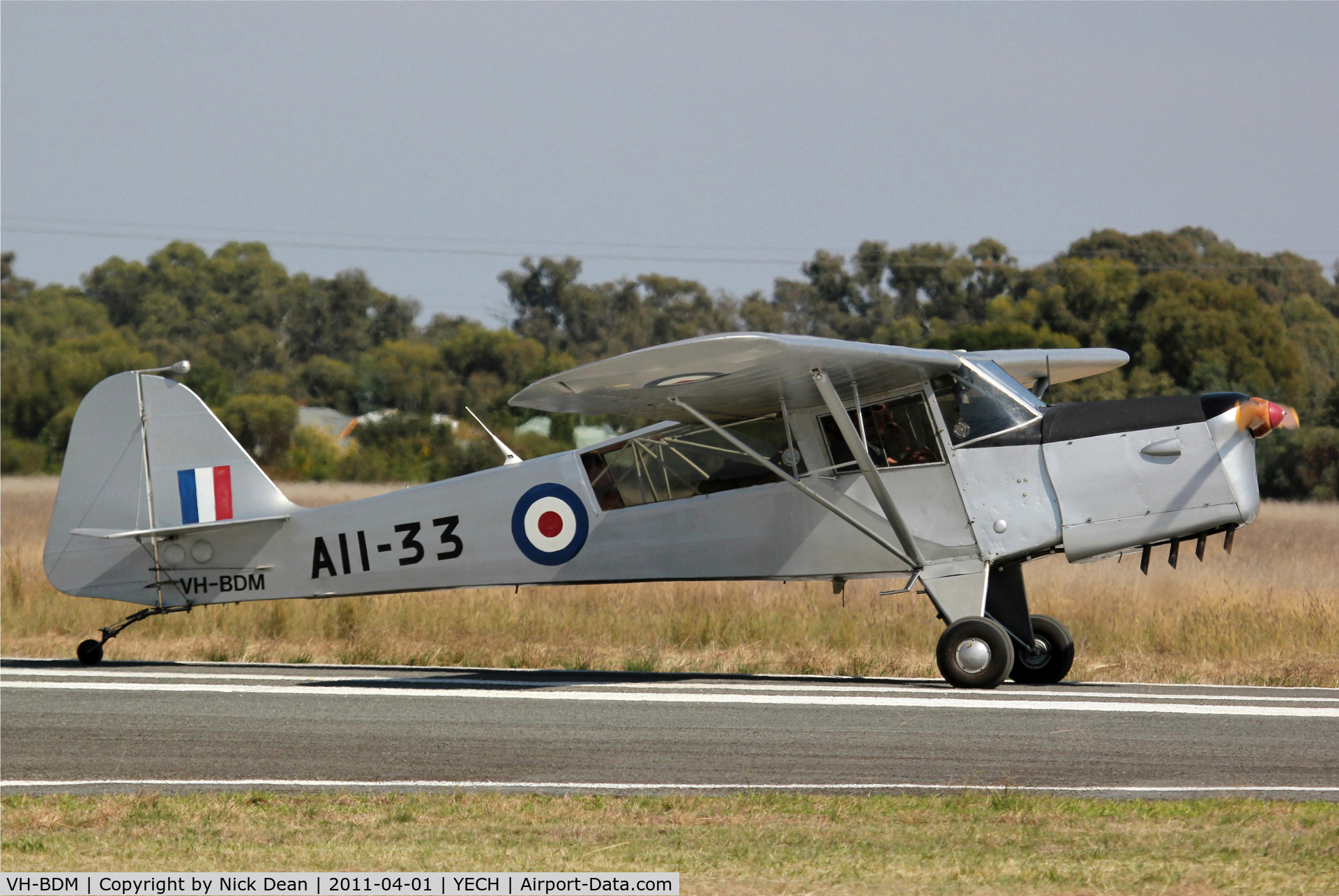 VH-BDM, 1942 Taylorcraft E Auster 3 C/N 639, YECH AAAA National fly in 2011