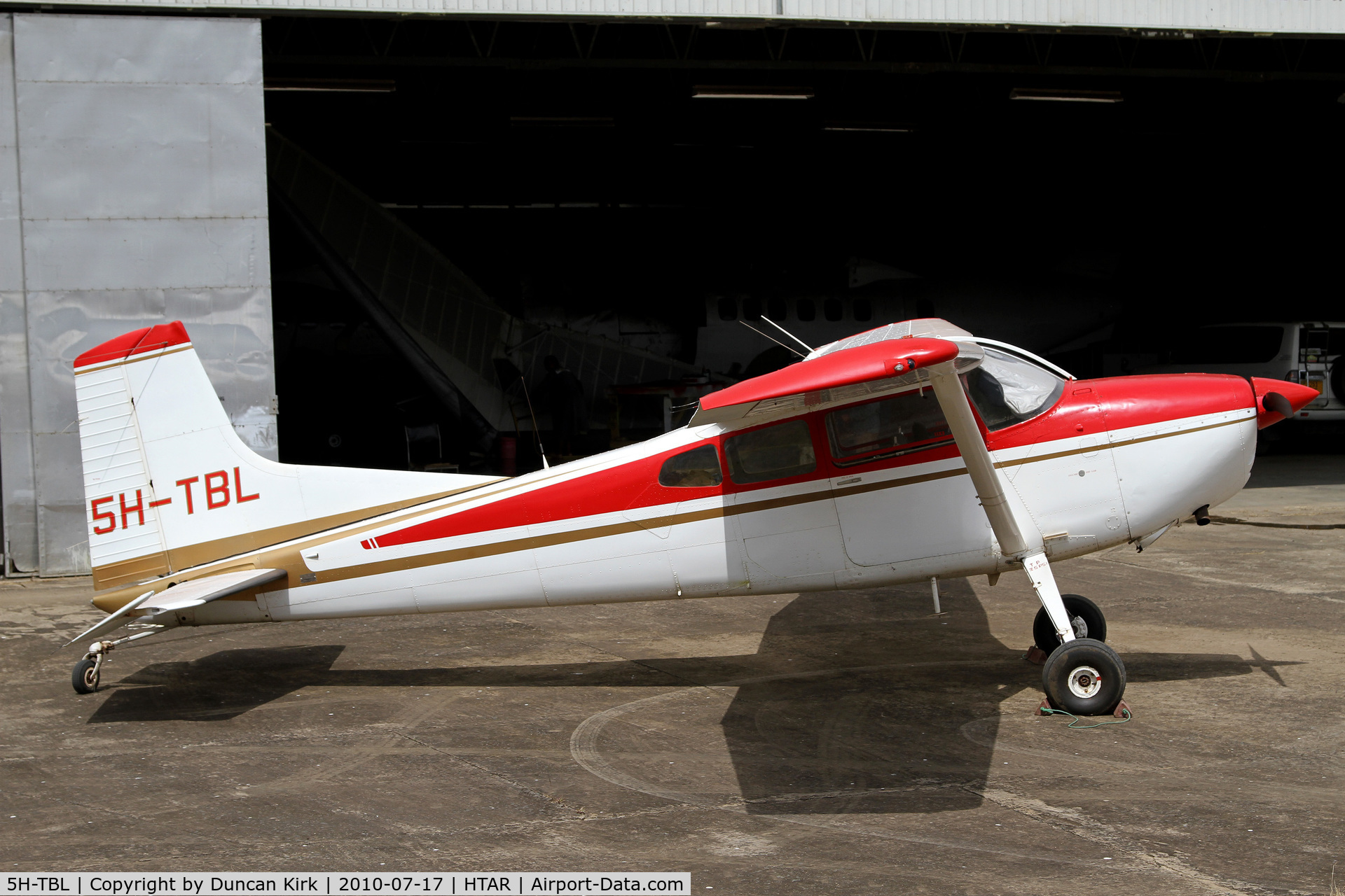 5H-TBL, 1977 Cessna A185F Skywagon 185 C/N 185-03287, Cessna 185 basking in the sun