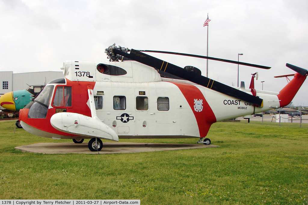 1378, Sikorsky HH-52A Sea Guard C/N 62.056, Displayed at Battleship Memorial Park , Mobile