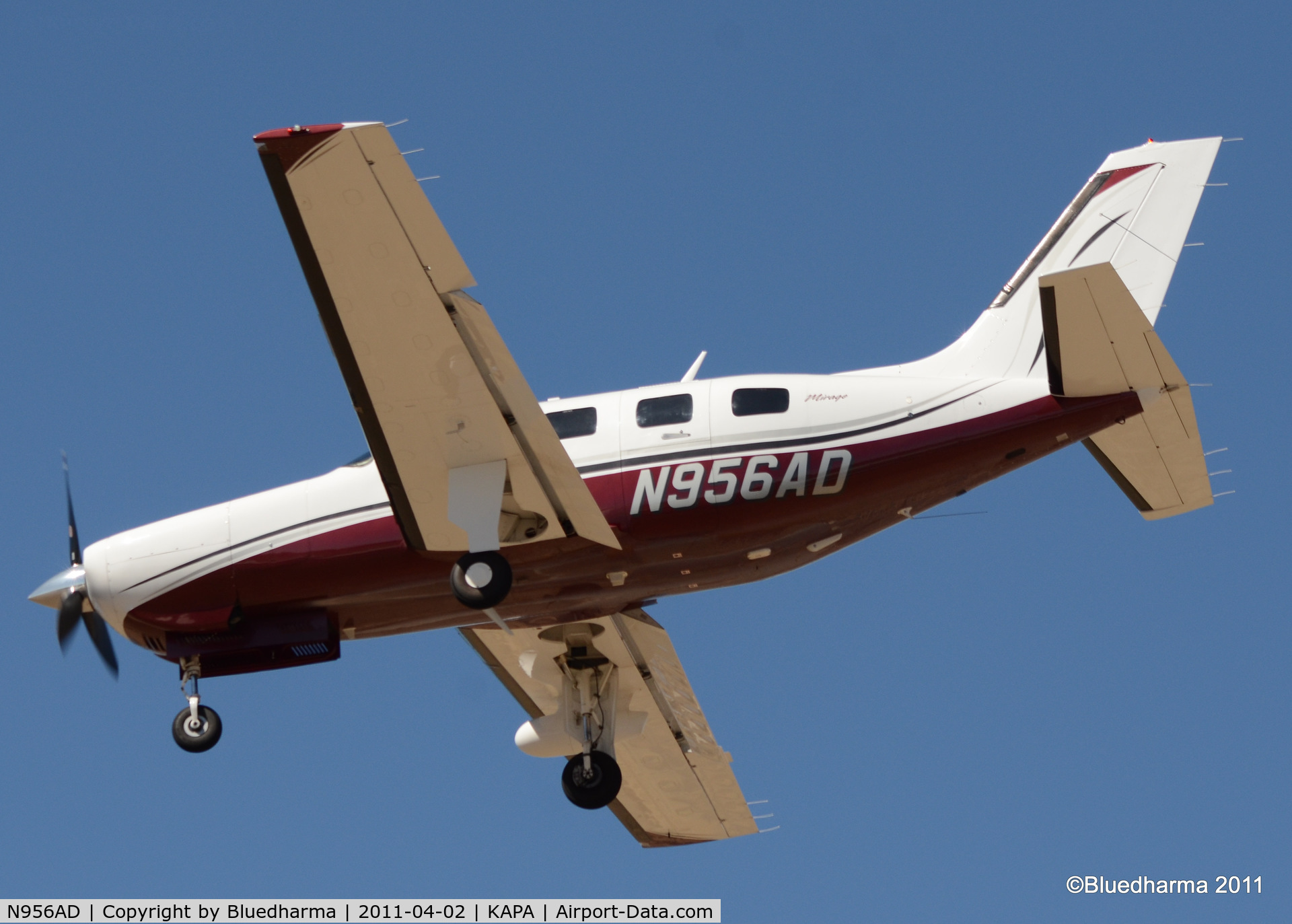 N956AD, 2006 Piper PA-46-350P Malibu Mirage C/N 4636385, 2006 New Piper PA46-350P (N956AD) on final approach.