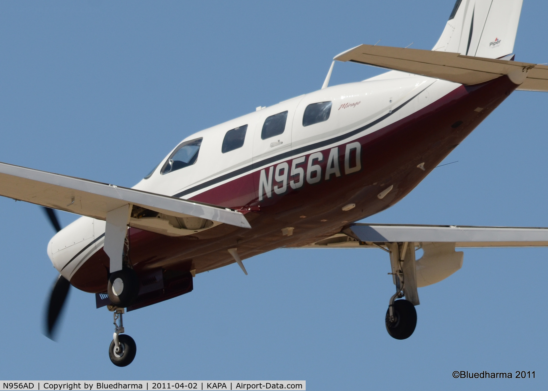 N956AD, 2006 Piper PA-46-350P Malibu Mirage C/N 4636385, 2006 New Piper PA46-350P (N956AD) on final approach.