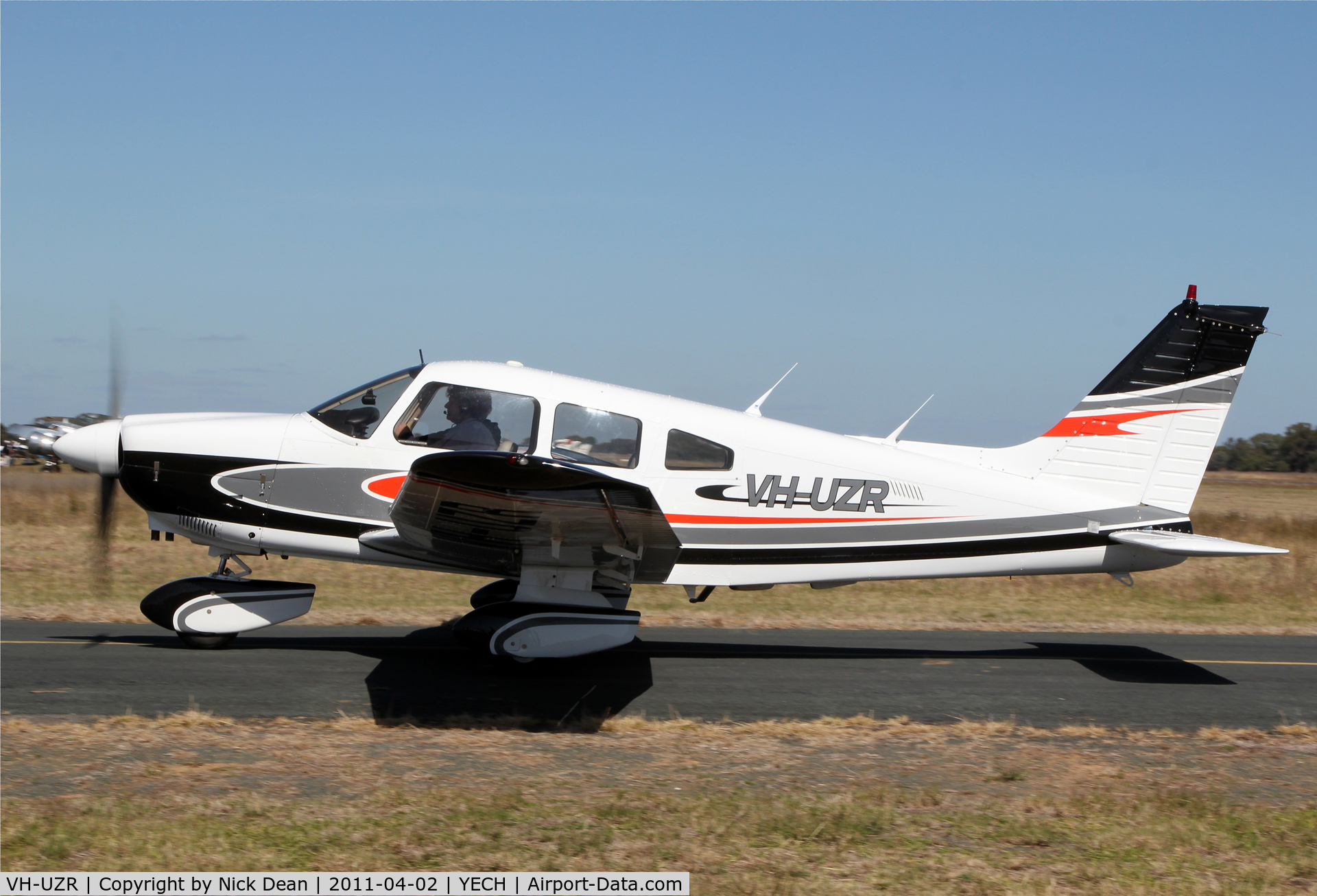 VH-UZR, 1981 Piper PA-28-181 C/N 28-8190154, YECH AAAA National fly in 2011