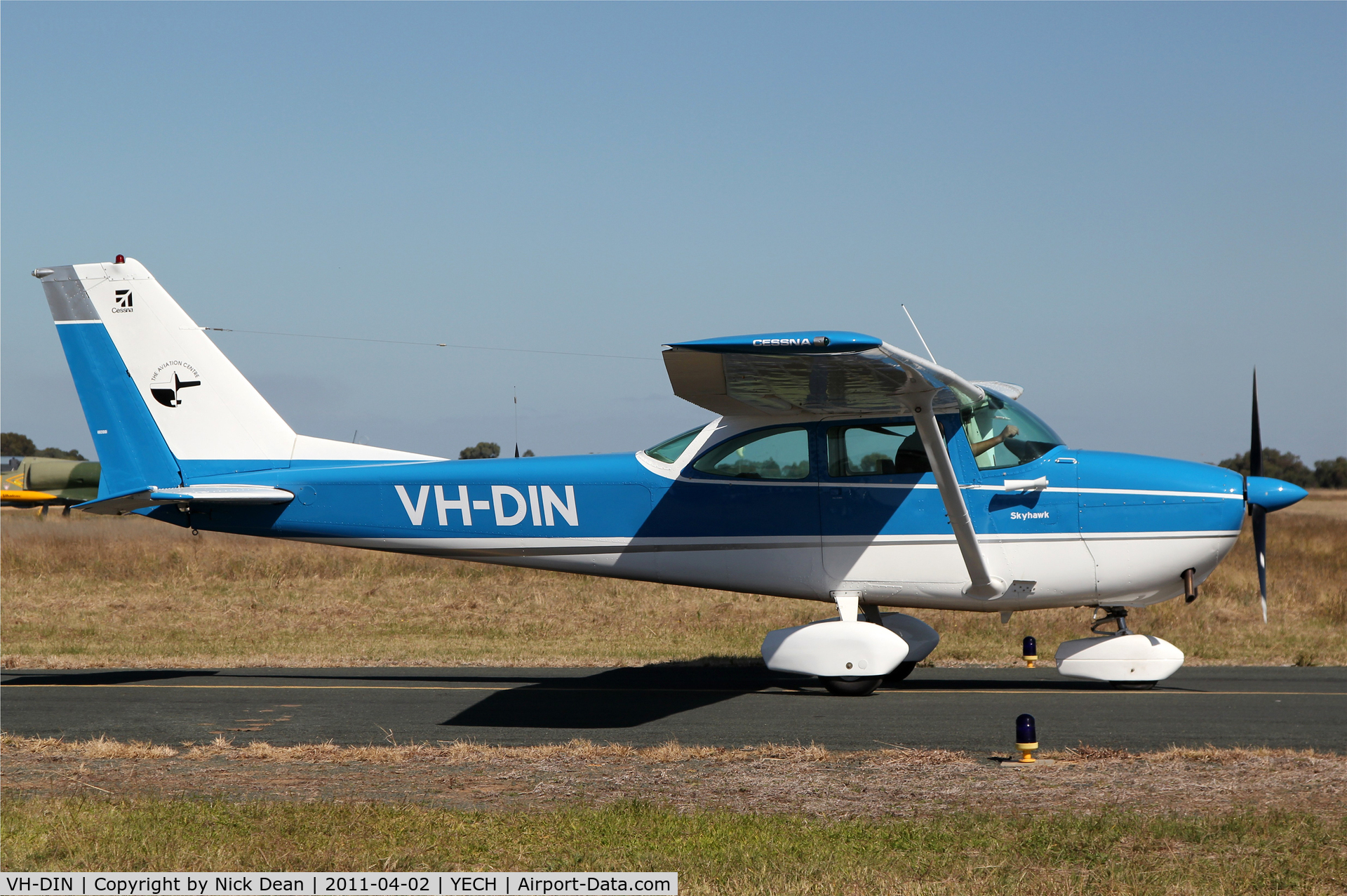 VH-DIN, 1963 Cessna 172D C/N 17250522, YECH AAAA National fly in 2011