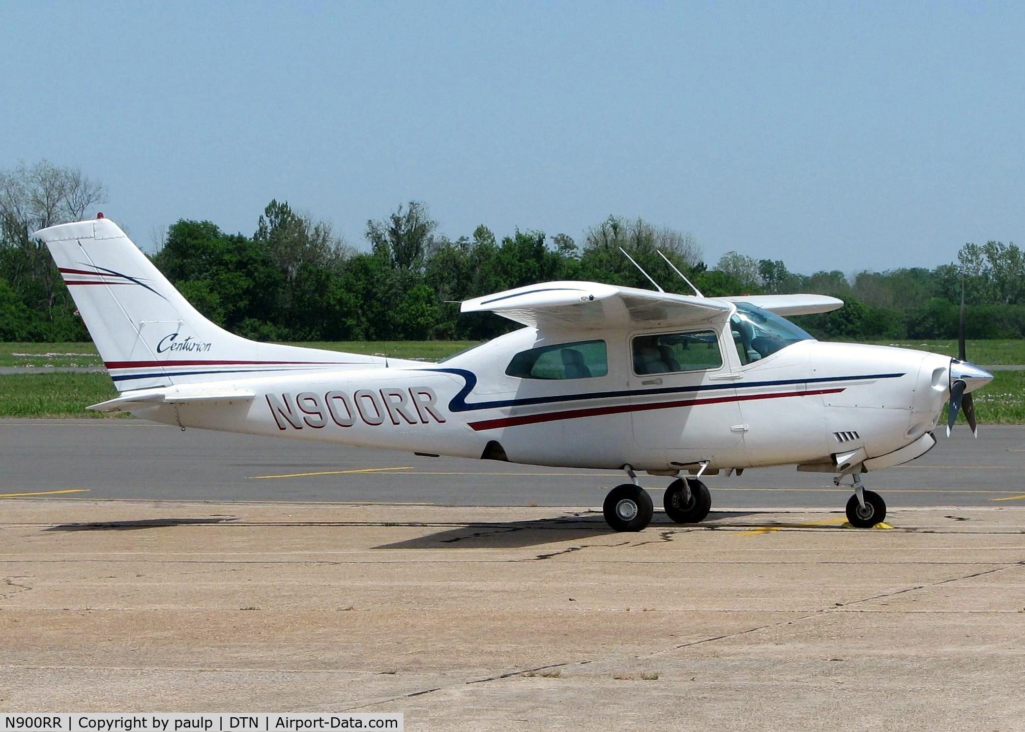N900RR, 1982 Cessna 210N Centurion C/N 21064676, At Downtown Shreveport.