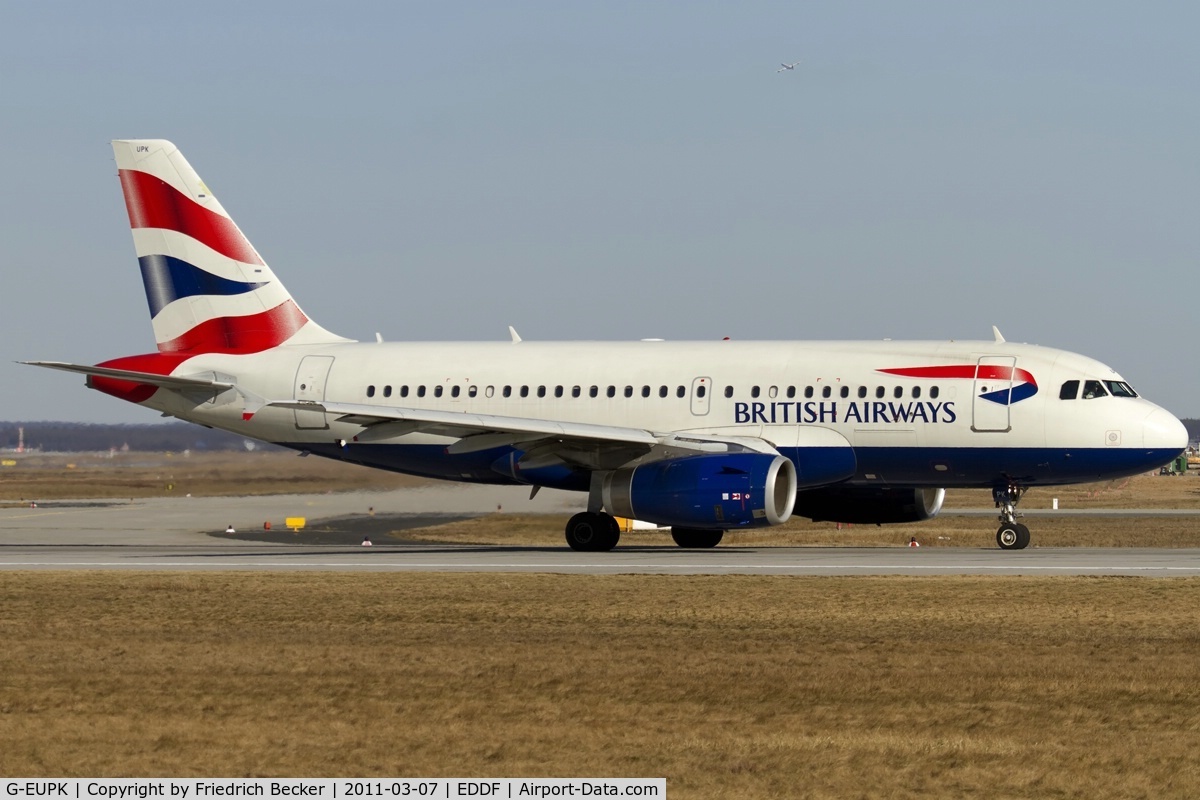 G-EUPK, 2000 Airbus A319-131 C/N 1236, line up for departure via RW18W