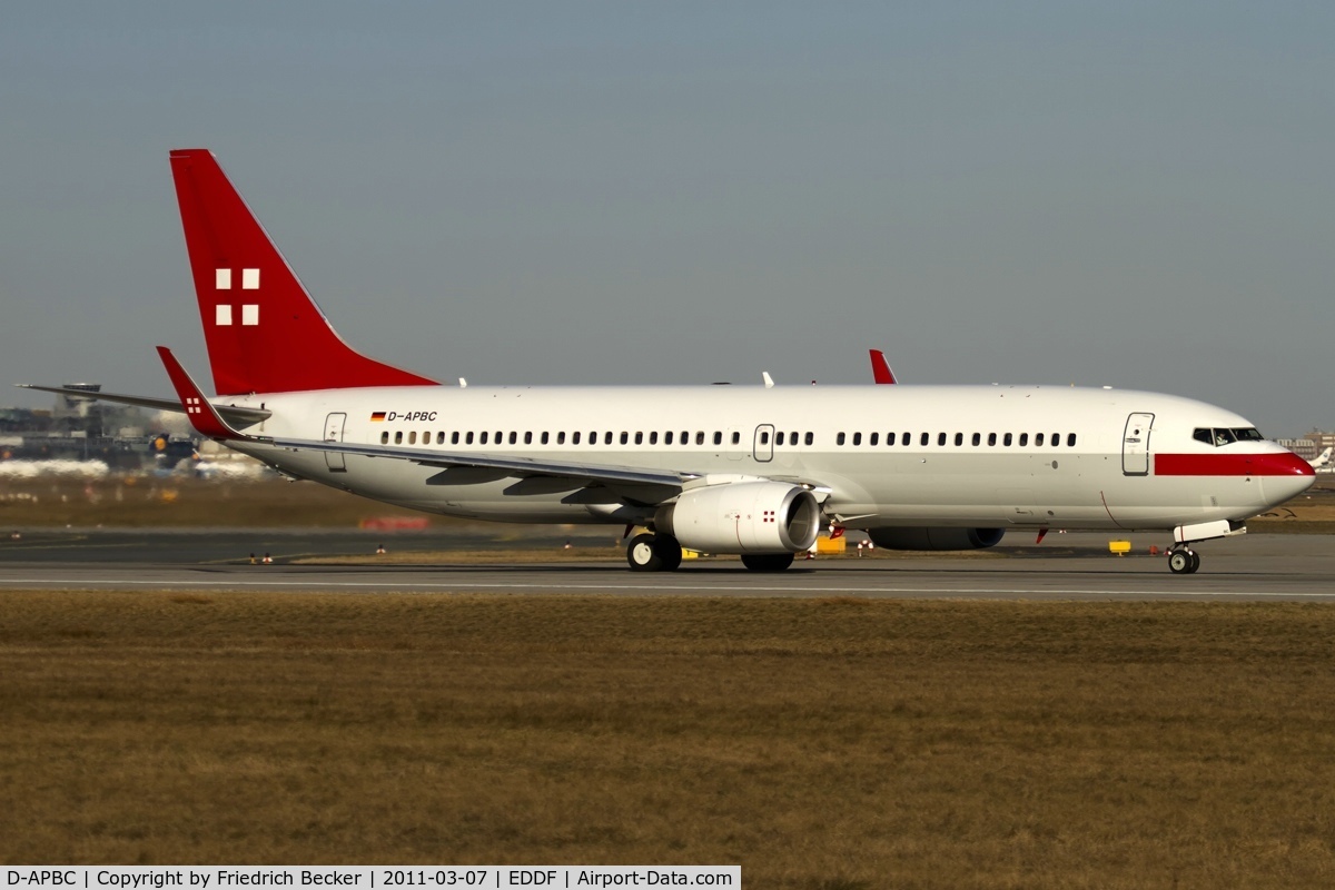 D-APBC, 2004 Boeing 737-8BK C/N 33016, departure via RW18W