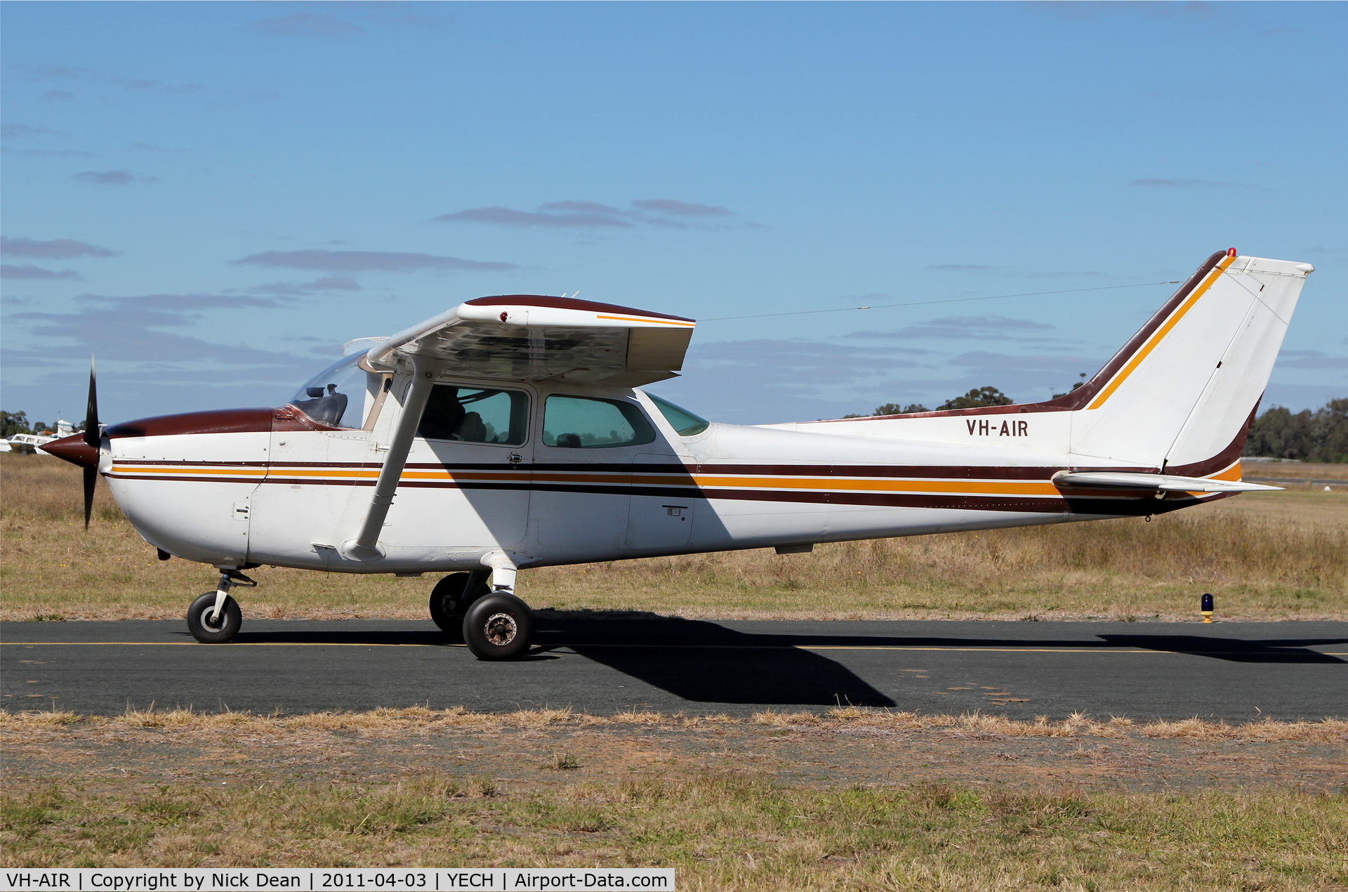 VH-AIR, 1978 Cessna 172N C/N 17271691, YECH AAAA National fly in 2011