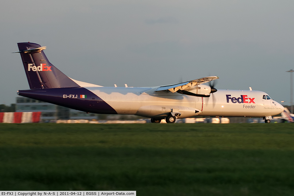 EI-FXJ, 1992 ATR 72-202 C/N 292, Arriving on a FedEx Feeder service