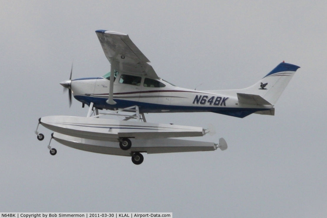 N64BK, 1972 Cessna 182P Skylane C/N 18261353, Departing Sun N Fun 2011 - Lakeland, FL