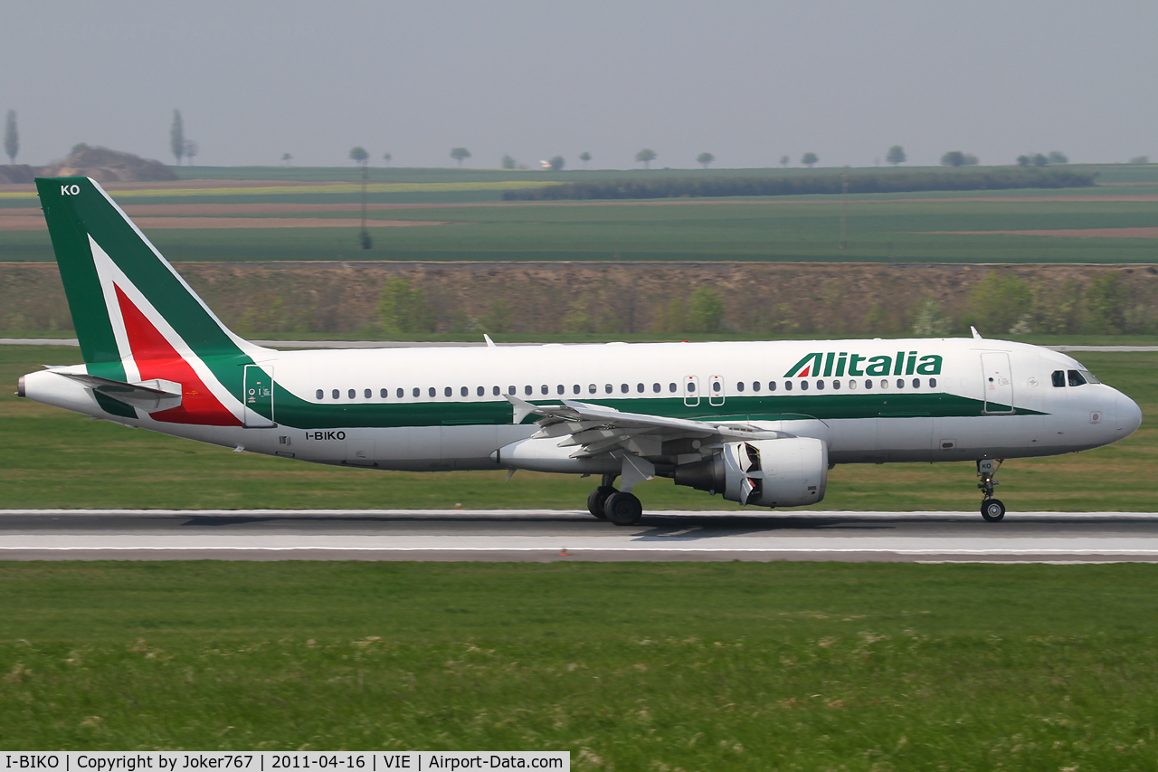 I-BIKO, 2000 Airbus A320-214 C/N 1168, Alitalia
