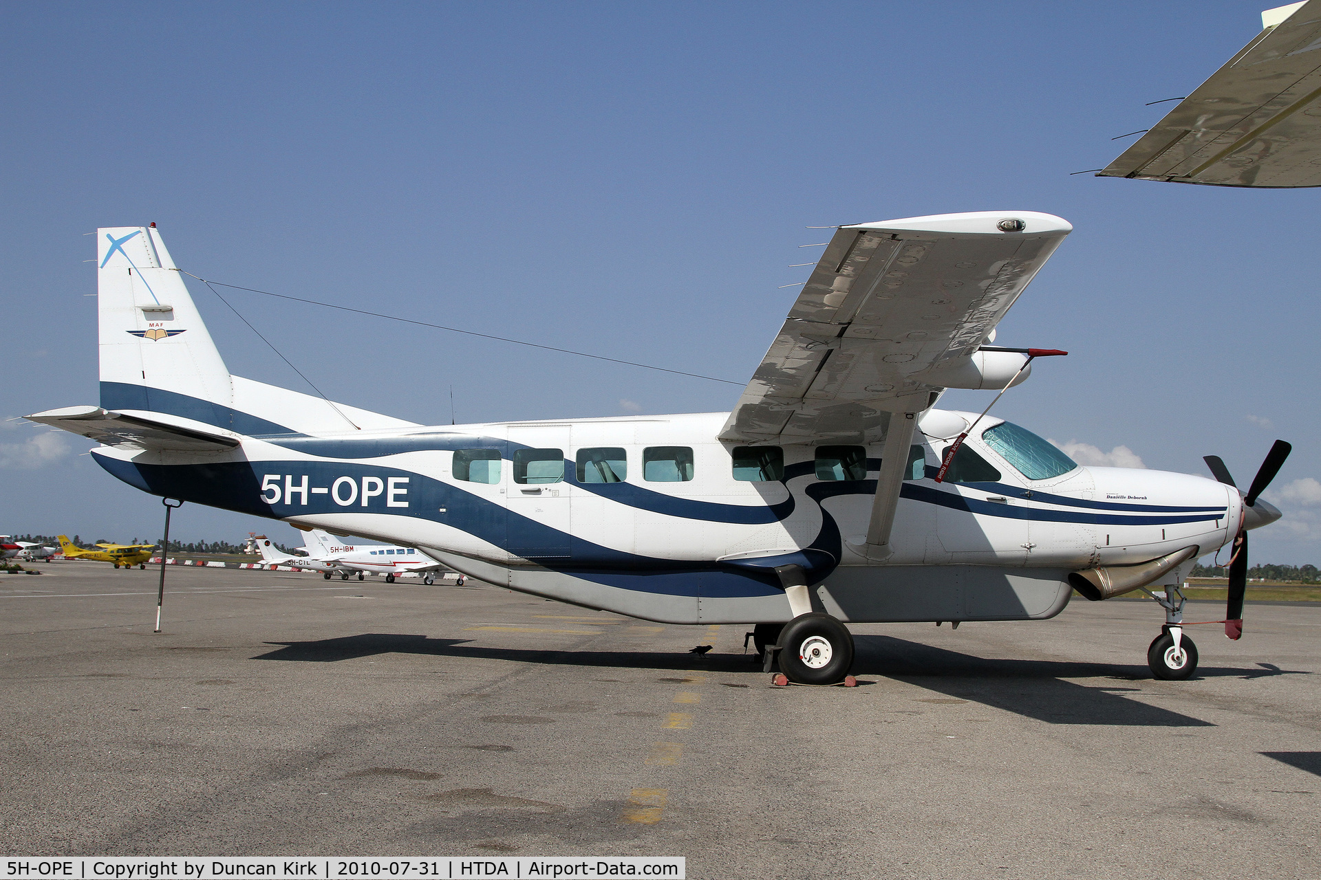 5H-OPE, 2000 Cessna 208B Caravan 1 C/N 208B0858, MAF Caravan