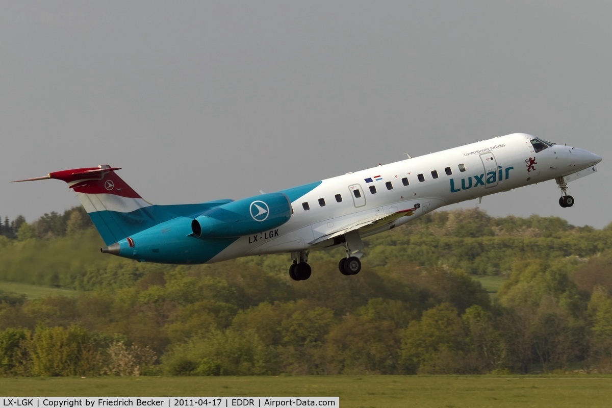 LX-LGK, 2005 Embraer ERJ-135LR (EMB-135LR) C/N 14500886, echo departure route