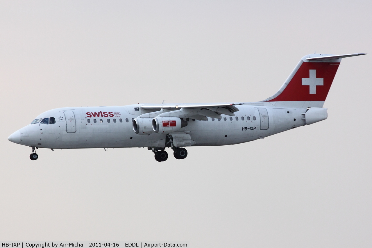 HB-IXP, 1996 British Aerospace Avro 146-RJ100 C/N E3283, Swissair, Name: Chestenberg 647m