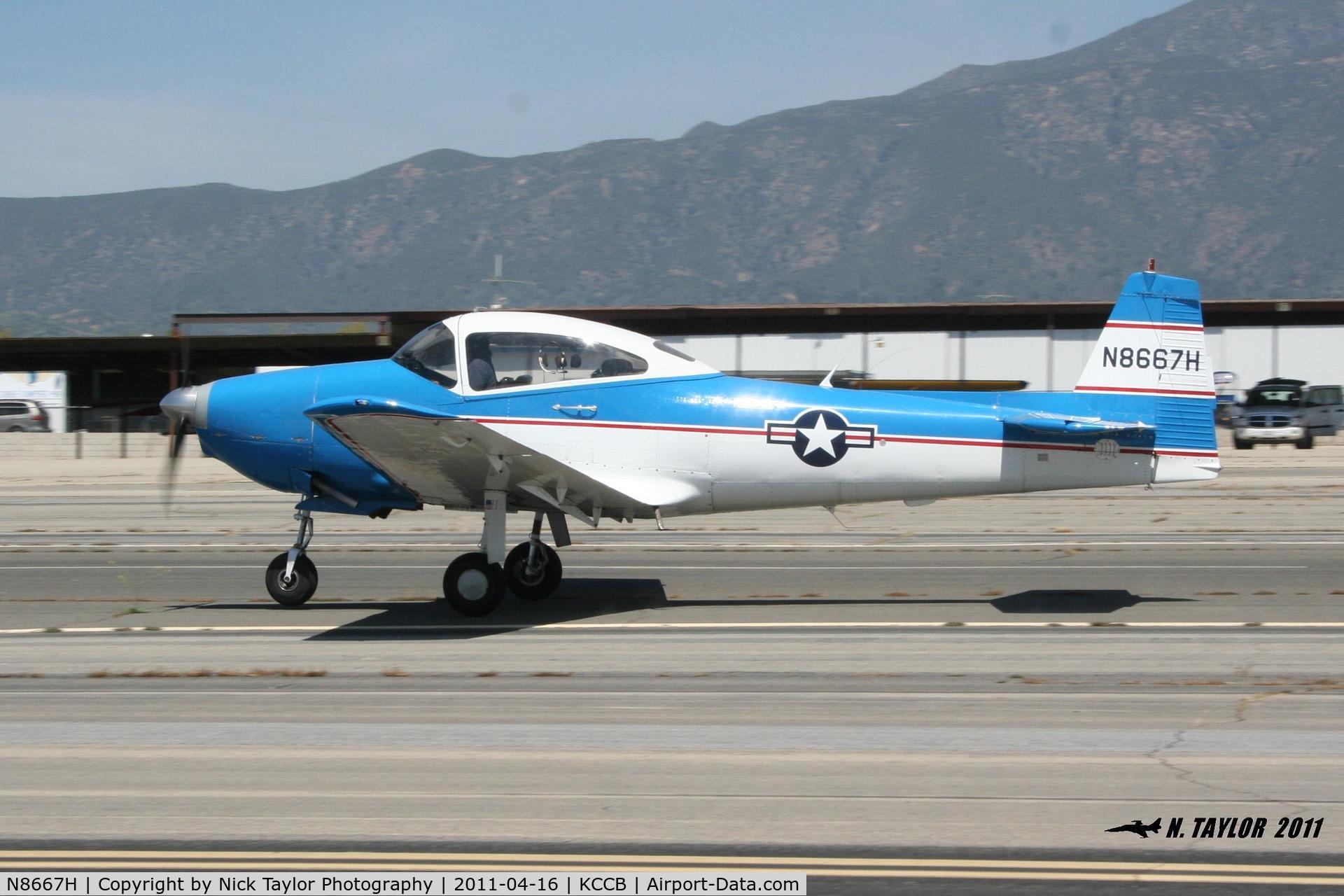 N8667H, 1947 North American Navion C/N NAV-4-667, Taking off for the formation flight