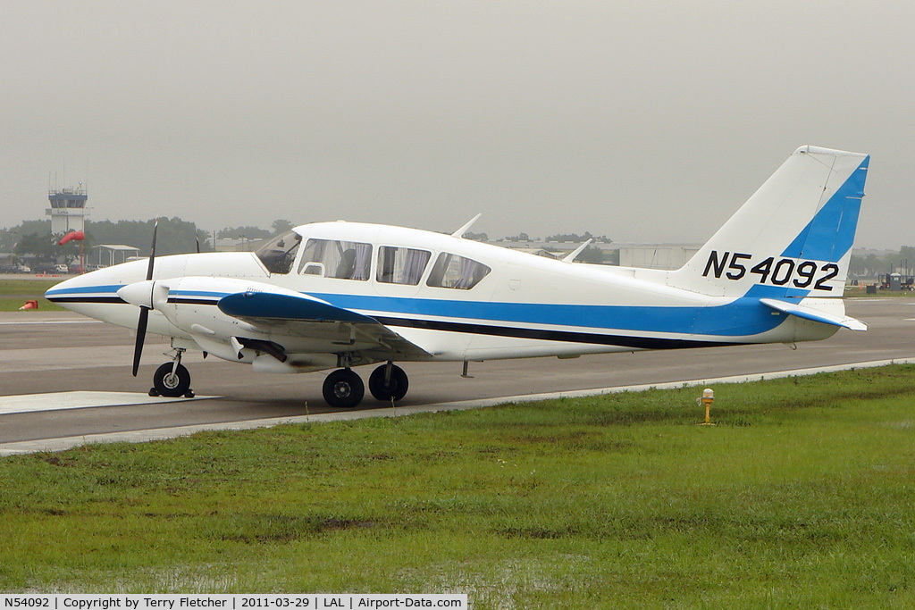 N54092, 1974 Piper PA-23-250 C/N 27-7405405, 2011 Sun n Fun - Lakeland , Florida