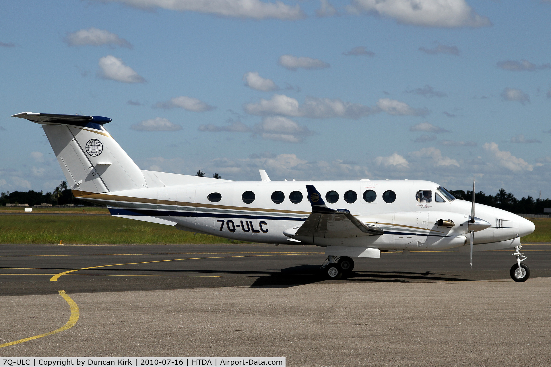 7Q-ULC, Hawker Beechcraft 350 King Air (B300) C/N FL-595, A Malawian gem taxiing on to the commuter ramp at Dar Es Salaam