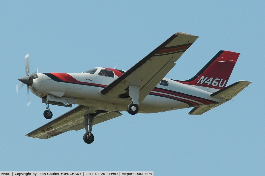N46U, 1987 Piper PA-46-310P Malibu C/N 4608072, landing 23