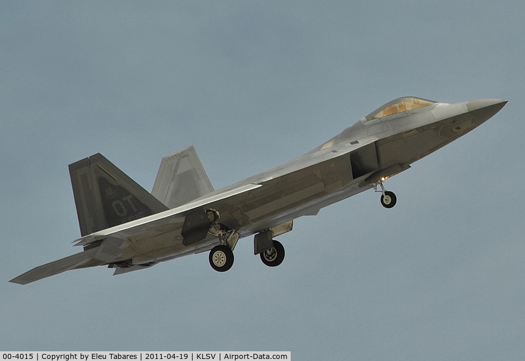 00-4015, Lockheed Martin F/A-22A Raptor C/N 4015, Taken during Green Flag Exercise at Nellis Air Force Base, Nevada.