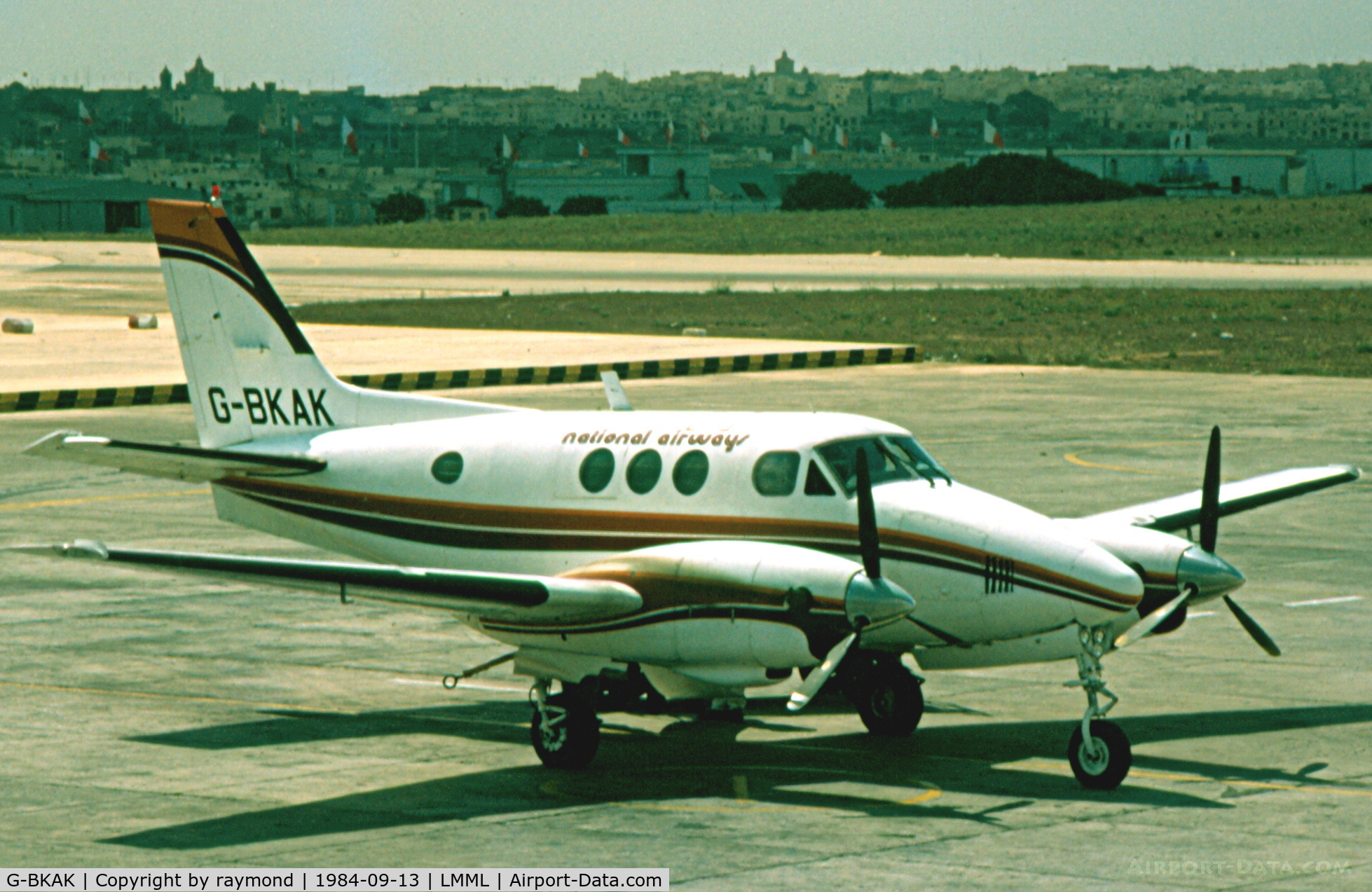 G-BKAK, 1974 Beech C90 King Air C/N LJ-619, Beech90 G-BKAK National Airways